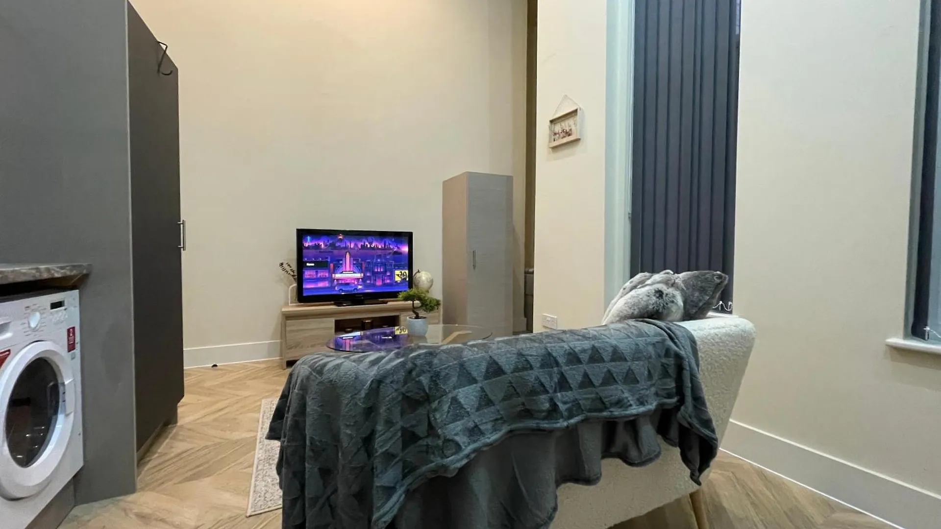 Central Leeds Apartment With Parking Available 0*, ليدز المملكة المتحدة