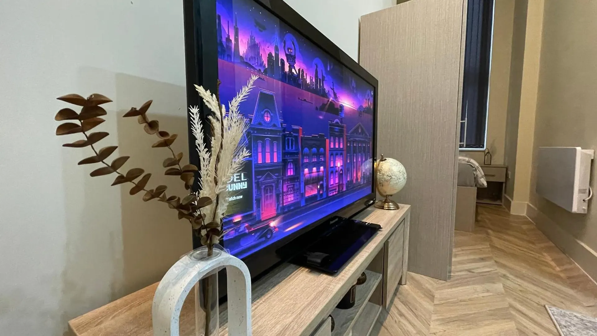 Central Leeds Apartment With Parking Available Leeds (West Yorkshire)